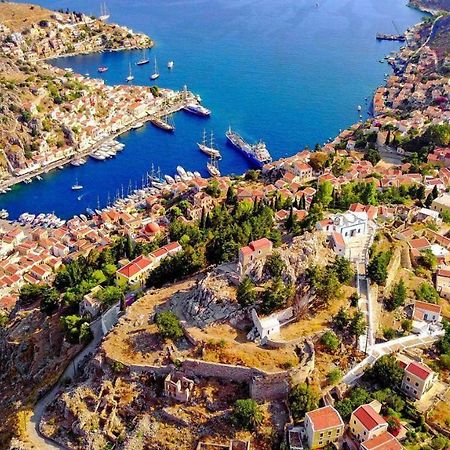 Marthas Traditional House Symi Extérieur photo
