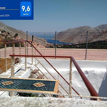 Marthas Traditional House Symi Extérieur photo