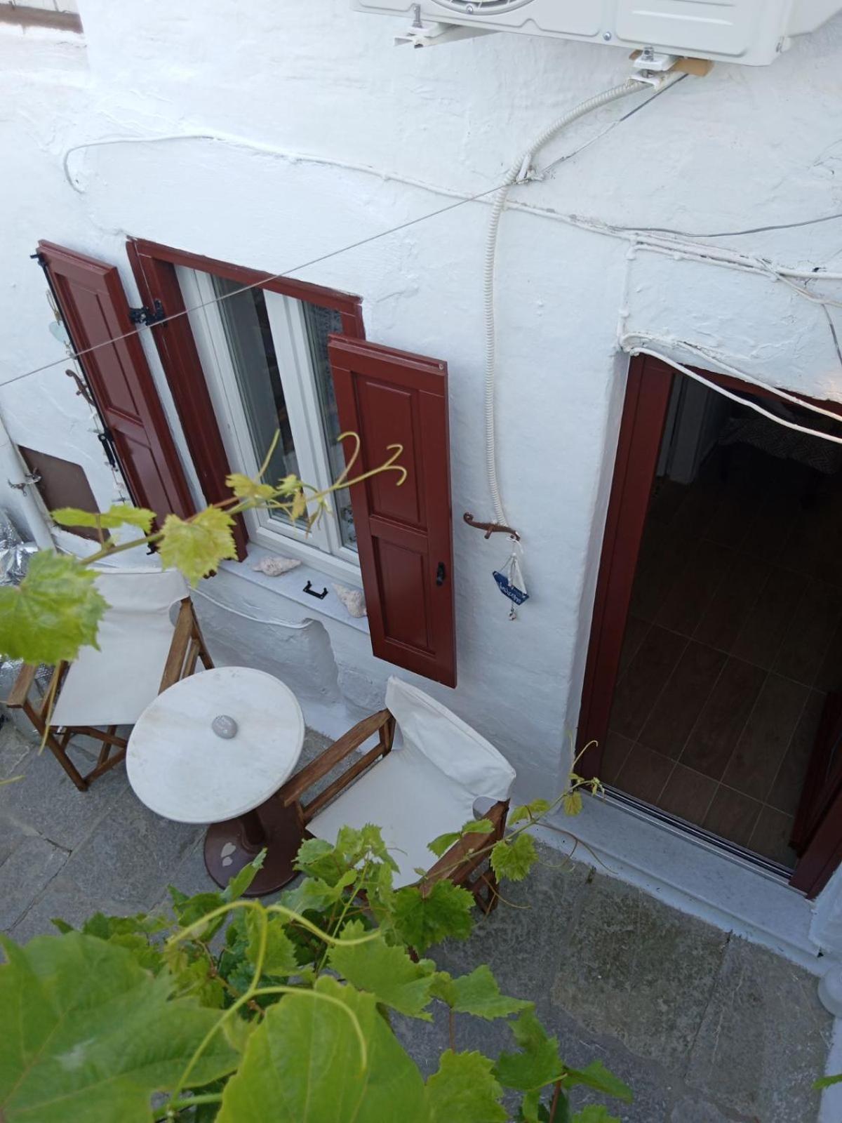 Marthas Traditional House Symi Extérieur photo